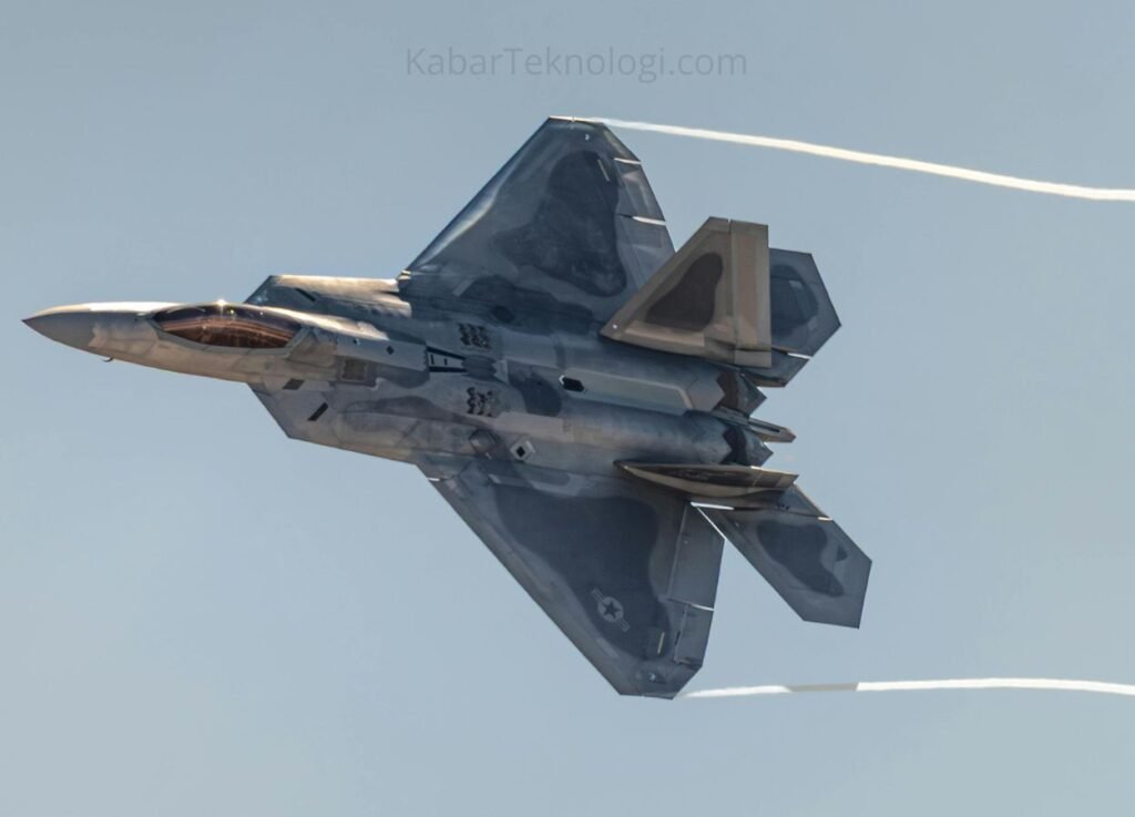 Laporan Duel Udara Rusia Ukraina Sorot Jet Su-35 - KabarTeknologi.com