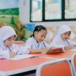 PDIP Minta Wacana Bahasa Asing di Sekolah Dikaji Matang, Singgung Pentingnya Bahasa Indonesia - KabarTeknologi.com
