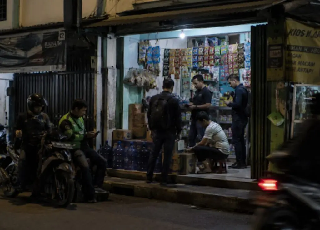 Polda Metro Bongkar Peredaran Tramadol Berkedok Warung Sembako di Jakarta Selatan - KabarTeknologi.com