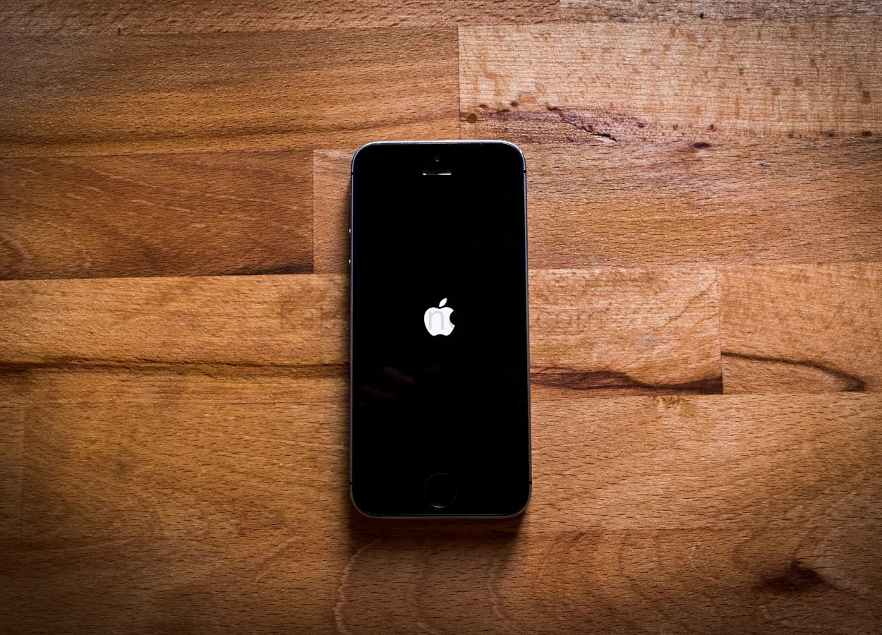Pengembang Hadirkan Sensasi Walkman Klasik di iPhone Duo - KabarTeknologi.com