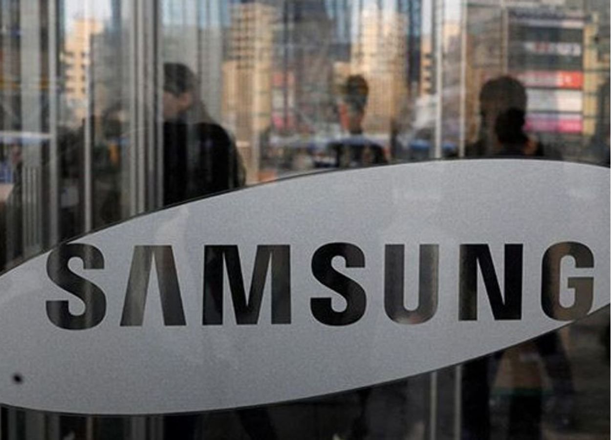 Samsung Dikabarkan Naikkan Harga Memori Ponsel hingga 10 Persen - KabarTeknologi.com